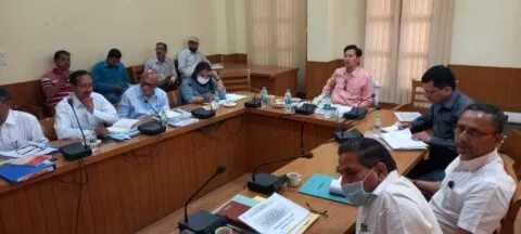 समयबद्ध, पारदर्शी व गुणवत्तापूर्ण तरीके से पूरी हों विकास योजनाएं: कुमाऊं आयुक्त