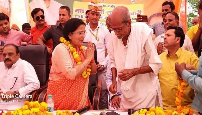 सेतु निर्माण से एक बड़ी आबादी को होगा लाभ : रजनी तिवारी