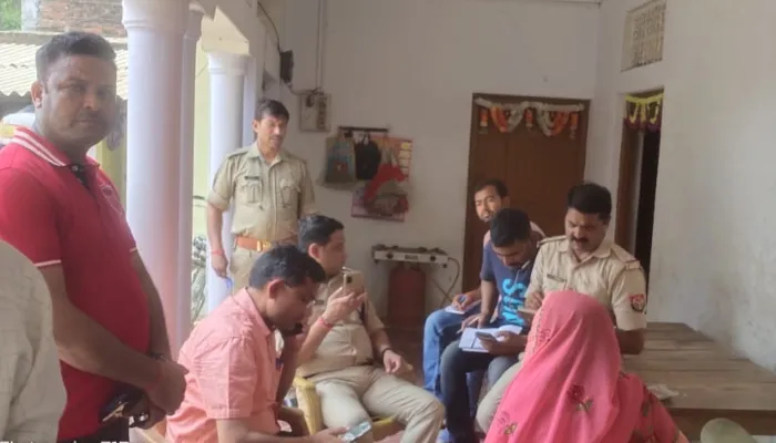 अयोध्या: बदमाशों ने बुजुर्ग किसान को मारी गोली, लखनऊ रेफर