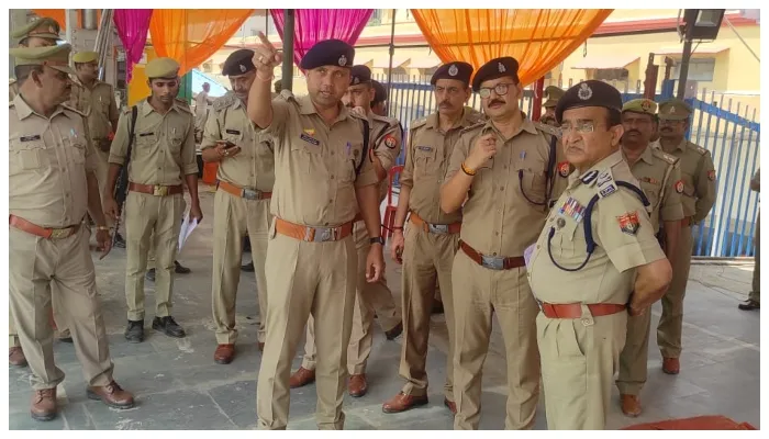 अयोध्या: फूलों से सजी रामनगरी में उपराष्ट्रपति का होगा अभिनंदन