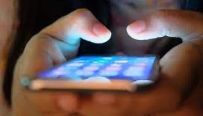 गौतम बुद्ध नगर: एकतरफा आशिक ने लड़की को किया परेशान, 80 सिम से भेजे अश्लील मैसेज