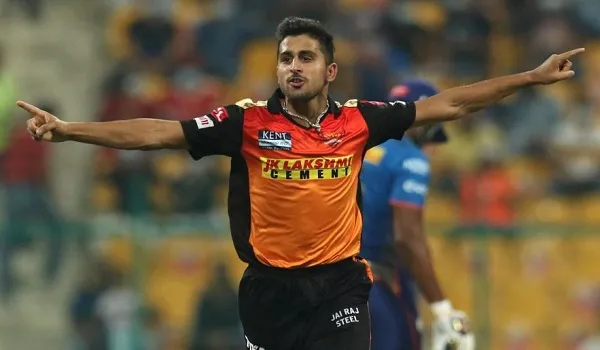 IPL 2022, SRH vs GT : उमरान मलिक की गेंदबाजी के फैन हुए माइकल वॉन, कहा- अगर मैं BCCI होता तो…