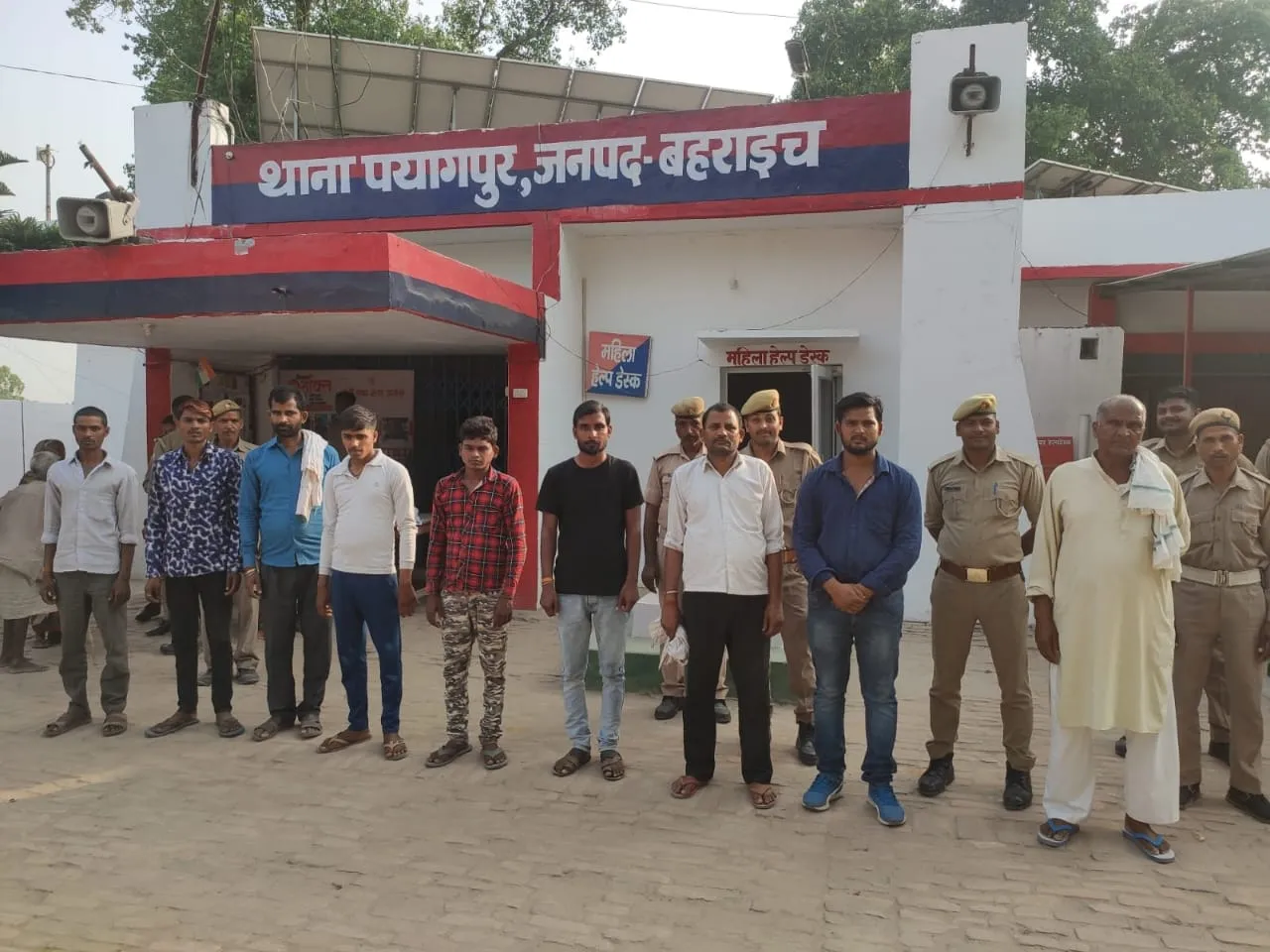 बहराइच: अलग-अलग गांवों से नौ लोग गिरफ्तार