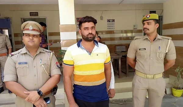 मुरादाबाद : पुलिस ने तमंचे के साथ दबोचा टॉप टेन हिस्ट्रीशीटर, किसी वारदात को अंजाम देने की फिराक में था आरोपी