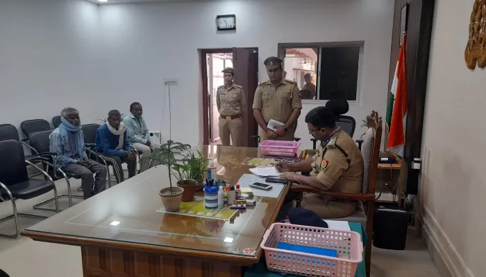 बहराइच: एसपी ने लगाया जनता दर्शन शिविर, पीड़ितों की सुनीं समस्याएं