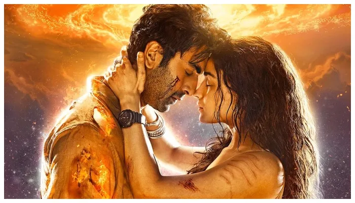 ‘केसरिया’ का टीजर हुआ रिलीज, अयान मुखर्जी ने वीडियो शेयर कर आलिया-रणबीर के लिए लिखा यह कैप्शन