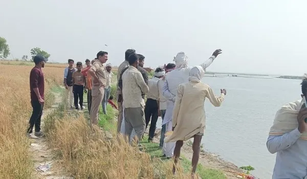 संभल : गंगा में नहाते समय 9 डूबे, तीन किशोरियां लापता