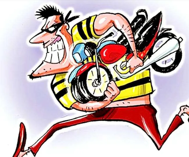 जसपुर: दो वाहन चोर गिरफ्तार, दो बाइकें बरामद