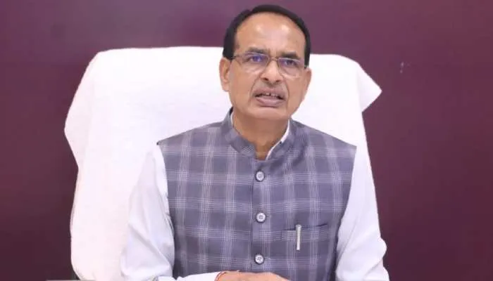 पेयजल की प्रतिदिन आपूर्ति करें सुनिश्चित- शिवराज