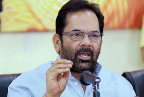 अतिक्रमण के खिलाफ बुलडोजर की कार्रवाई को सांप्रदायिक रंग देने की जरूरत नहीं: मुख्तार अब्बास नकवी