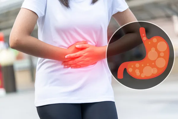 Home remedies for acidity: एसिडिटी के लक्षण, घरेलू उपचार और इलाज