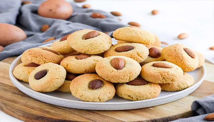 Cooking Tips: घर पर बनाएं Almond Cookies , जानें हेल्दी और टेस्टी स्नैक्स रेसिपी