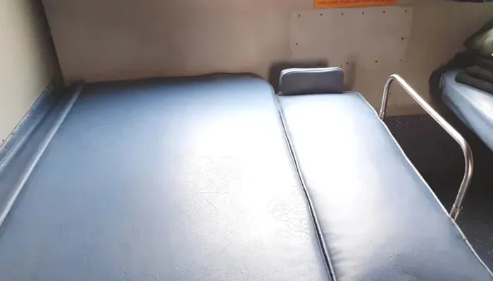अब मां के साथ बच्चे का सफर होगा आरामदायक, Indian Railway ने ट्रेन में लगवाई यह स्पेशल सीट