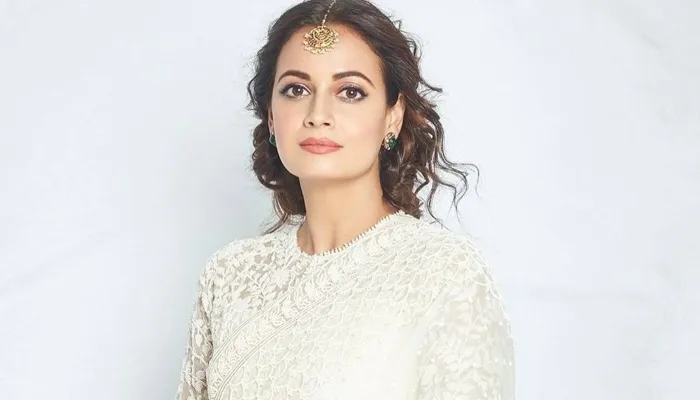 Dia Mirza ने Vistara Airlines पर जताई नाराजगी, Tweet कर कही यह बात