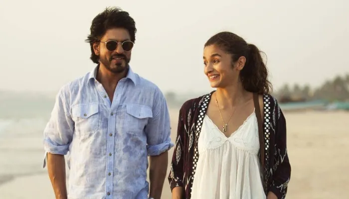 Darlings  में Alia Bhatt के साथ नजर आएंगे SRK, जानें किस OTT प्लेटफॉर्म पर रिलीज होगी फिल्म