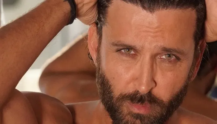 Hrithik Roshan ने पूरी की ‘Vikram Vedha’ रीमेक की शूटिंग, फैंस को दी जानकारी
