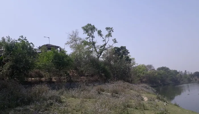 बाराबंकी: गोमती के अस्तित्व पर मंडरा रहा खतरा, शिकायत पर SDM ने दिए जांच के आदेश