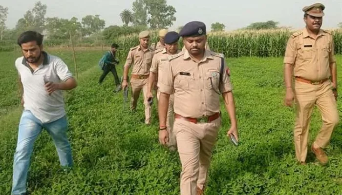 कन्नौज: मक्के के खेत में मिला लापता बच्ची का शव, परिजनों ने कहा- दुष्कर्म के बाद की गई हत्या