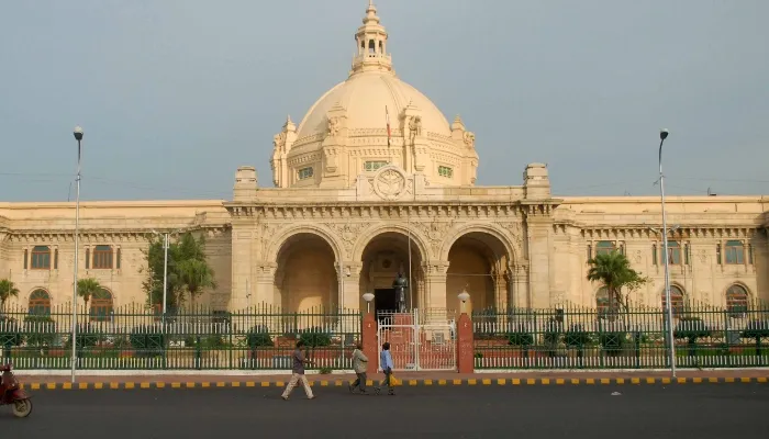 यूपी विधानसभा की समस्त कार्यवाही अब होगी ऑनलाइन, शुक्रवार को लोकसभा अध्यक्ष ई-विधानसभा का करेंगे उद्घाटन
