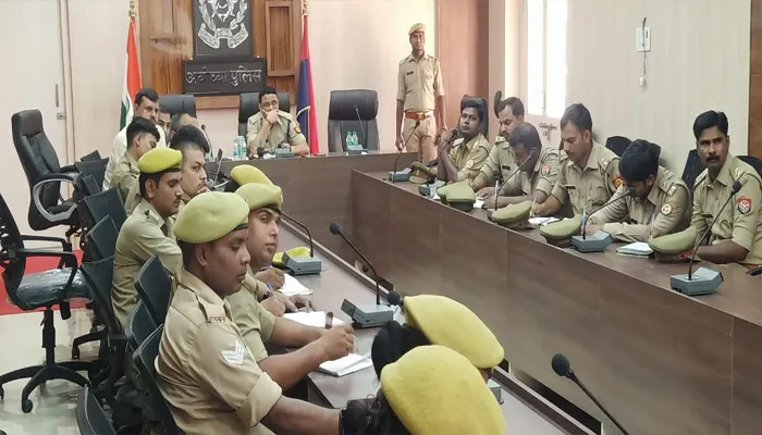 अयोध्या: पुलिस लाइन सभागार में आयोजन हुई साइबर कार्यशाला, हेल्प डेस्क की जानकारी दी