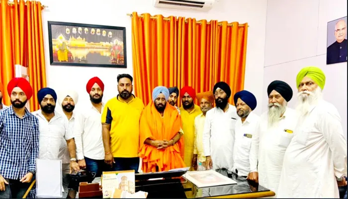 बहराइच: मटेरा में होगा तराई सिख सम्मेलन, पंजाबी अकादमी द्वारा दिखाया जाएगा सिख इतिहास