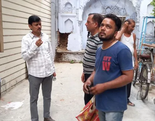 बरेली: मार्निंग रेड में पकड़े गए 21 बिजली चोर