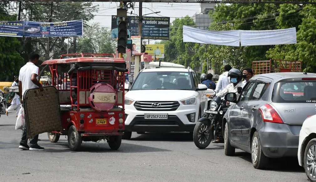 बरेली: चार माह से चौकी चौराहे पर सौंदर्यीकरण का काम शुरू नहीं
