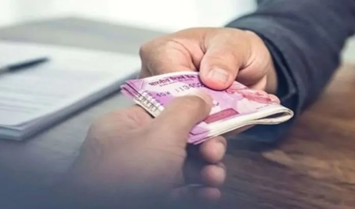 राजस्थान: विश्वविद्यालय के कुलपति पांच लाख रुपये की रिश्वत लेते गिरफ्तार