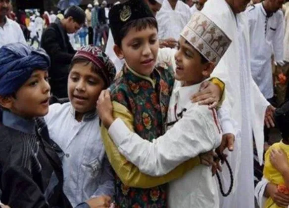 आज नहीं हुआ चांद का दीदार, 3 मई को मनाई जाएगी ईद