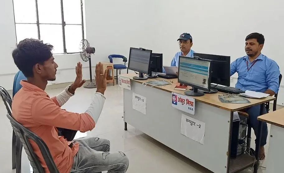 बरेली: शासन ने लर्निंग ड्राइविंग लाइसेंस के स्लॉट किए कम