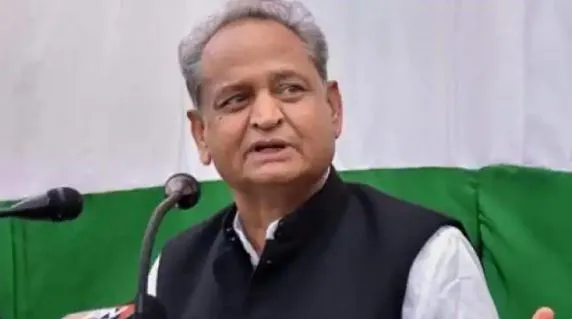 प्रेस फ्रीडम इंडेक्स में भारत की रैंकिंग गिरना मीडिया की दुर्दशा का प्रतीक- सीएम गहलोत