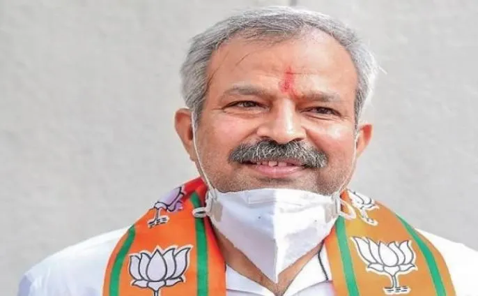 बग्गा की गिरफ्तारी गैरकानूनी, केजरीवाल कर रहे प्रतिशोध की राजनीति: आदेश गुप्ता