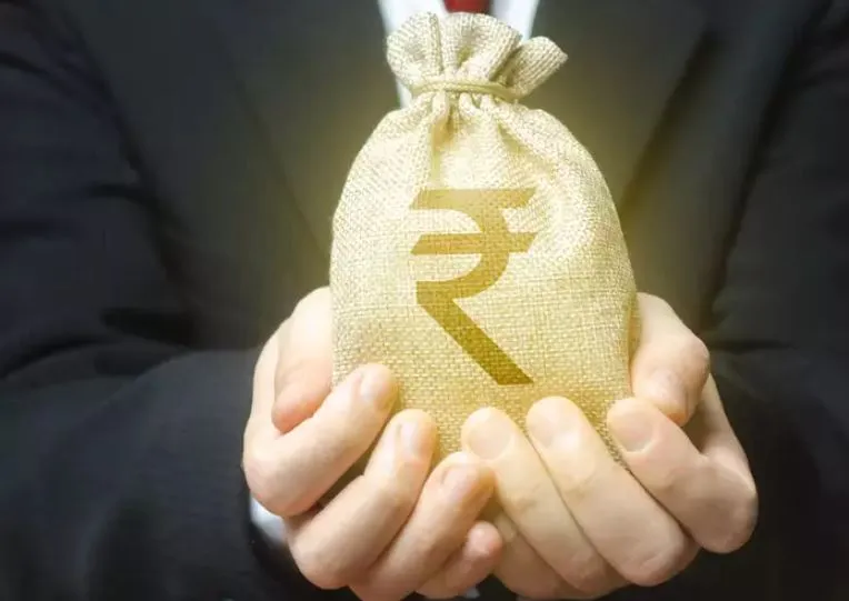 बरेली: रेपो रेट से किस्त महंगी होने से 4 लाख ऋणधारकों की जेब पर पड़ेगा असर