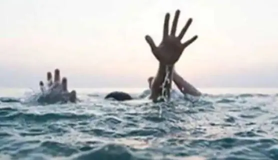 झारखंड में इंजीनियरिंग के तीन छात्रों की तालाब में डूबने से मौत