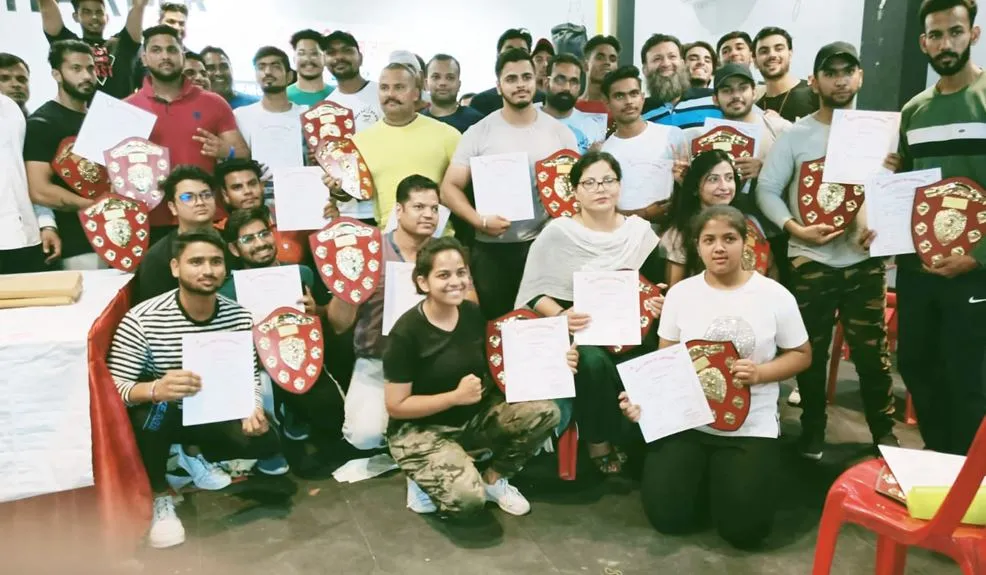 बरेली: बेंच प्रेस प्रतियोगिता में जिले के पावरलिफ्टरों ने दिखाया दम