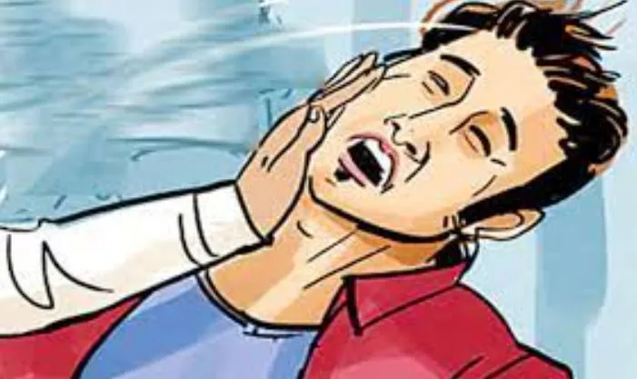 लखीमपुर खीरी: दरोगा ने जड़े थप्पड़ तो बारातियों ने किया हंगामा