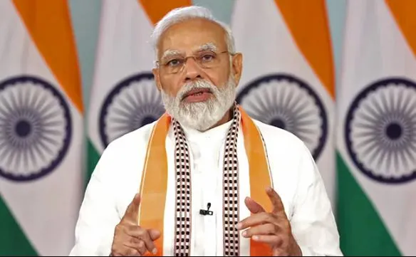 गुजरात के एक दिन के दौरे पर प्रधानमंत्री नरेंद्र मोदी, कई कार्यक्रमों में लेंगे भाग