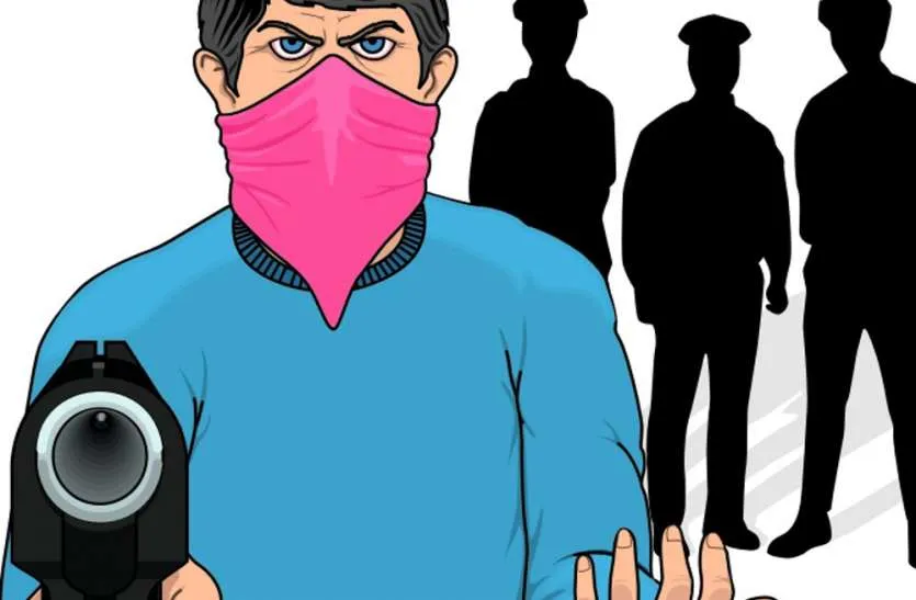 खटीमा: हाइवे पर हथियारों से लैस दर्जन भर लोगों ने कार सवार दो लोगों पर किया हमला