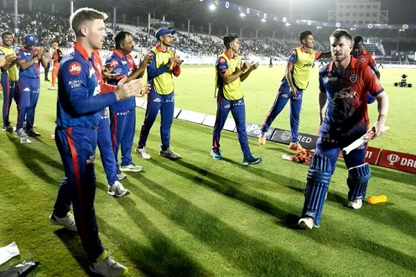 IPL 2022 : दिल का दर्द बना बदला! सनराइजर्स हैदराबाद के खिलाफ डेविड वॉर्नर के बल्ले ने उगली आग, पूरा किया अपमान का हिसाब