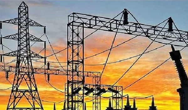 चीनी कंपनियों की पाकिस्तान को चेतावनी, बिजली बिल के 300 अरब रुपए चुकाओ, वर्ना पूरे मुल्क में कर देंगे अंधेरा
