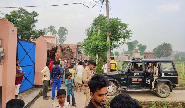 अमरोहा : तेंदुए ने घर में घुसकर बकरी को बनाया निवाला, ग्रामीणों में दहशत