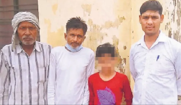 मुरादाबाद : पिता का मिला साथ, छूटा दोस्तों का हाथ
