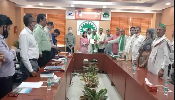 गौतम बुद्ध नगर : किसानों की समस्या पर यमुना विकास प्राधिकरण के साथ हुई बैठक