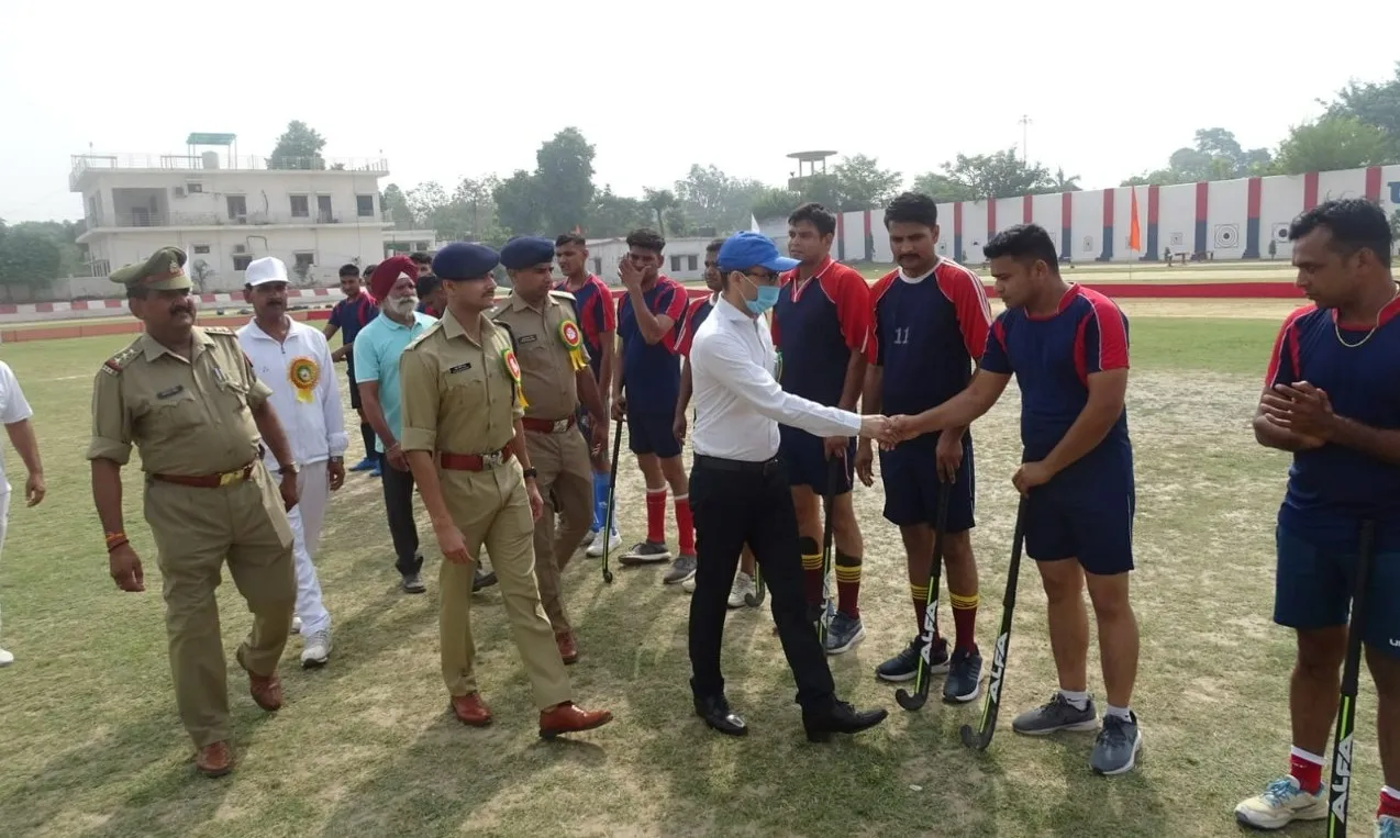 बरेली: 70वीं बरेली जोन अन्तर्जनपदीय पुलिस हाॅकी प्रतियोगिता शुरू