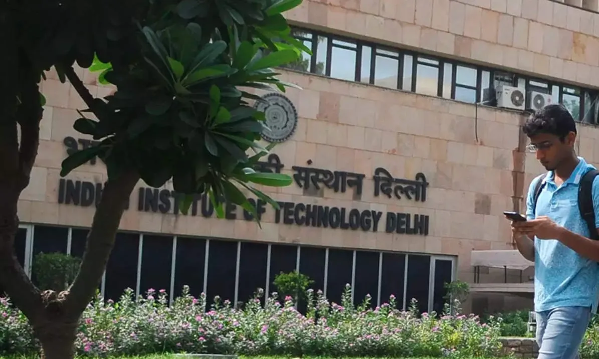 अब आईआईटी जेईई परीक्षा विदेशों में भी होगी आयोजित, जानें क्या है सरकार की प्लानिंग
