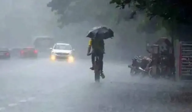 मौसम विभाग ने केरल के 5 जिलों में जारी किया रेड अलर्ट