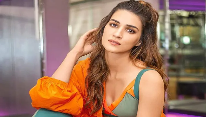 Kriti Sanon बनीं BusinessWoman, लांच किया अपना फिटनेस ब्रांड ‘The Tribe’