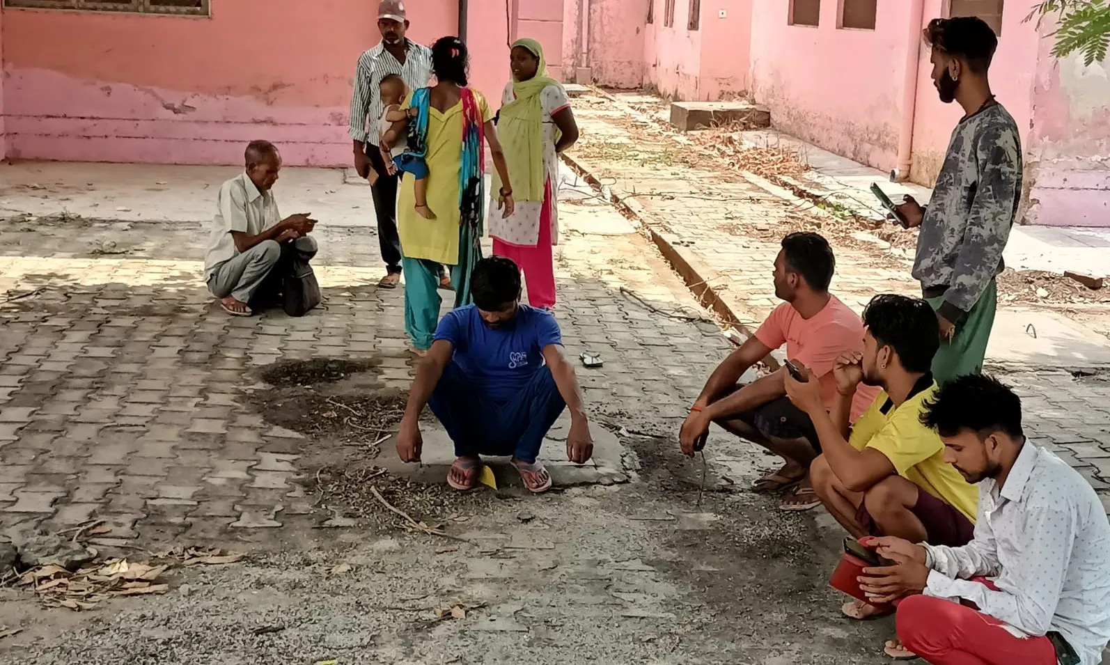 पीलीभीत: डीसीएम ने महिला को रौंदा, मौके पर मौत