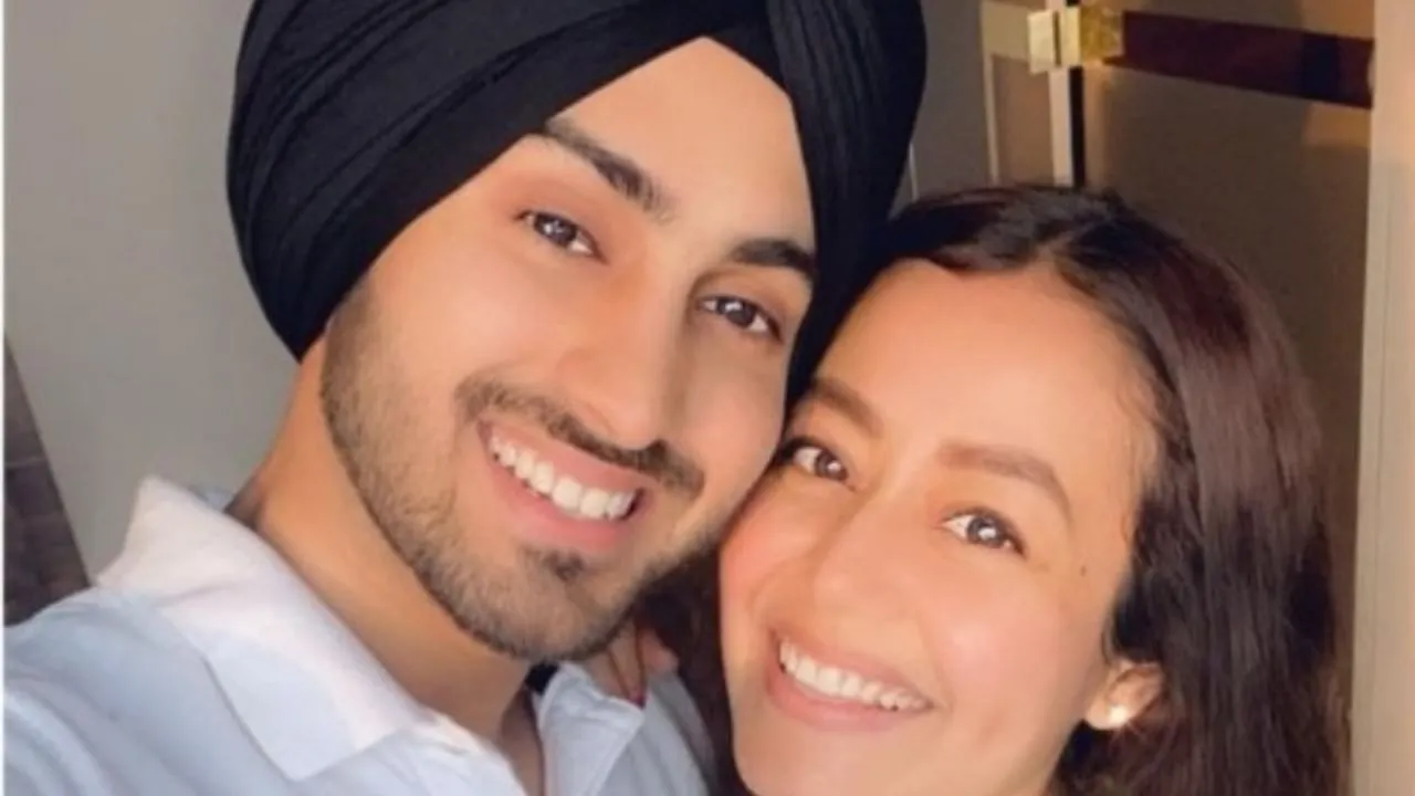 Neha Kakkar के पति Rohanpreet Singh की चोरी हुई हीरे की अगूंठी, Iphone और Apple Watch, जांच में जुटी पुलिस