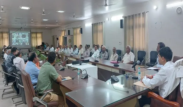 संभल : डीएम मनीष बंसल ने कहा- मील का पत्थर साबित होगा ई-पेंशन पोर्टल